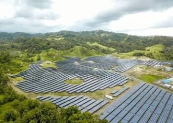 Ambisi Transisi Hijau dan Tantangan Investasi Energi Bersih Indonesia